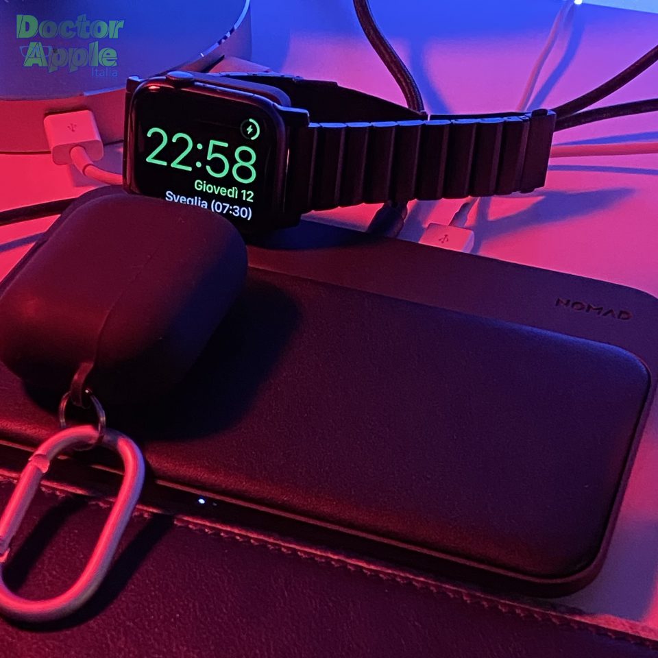 Nomad Cinturino in titanio per Apple Watch