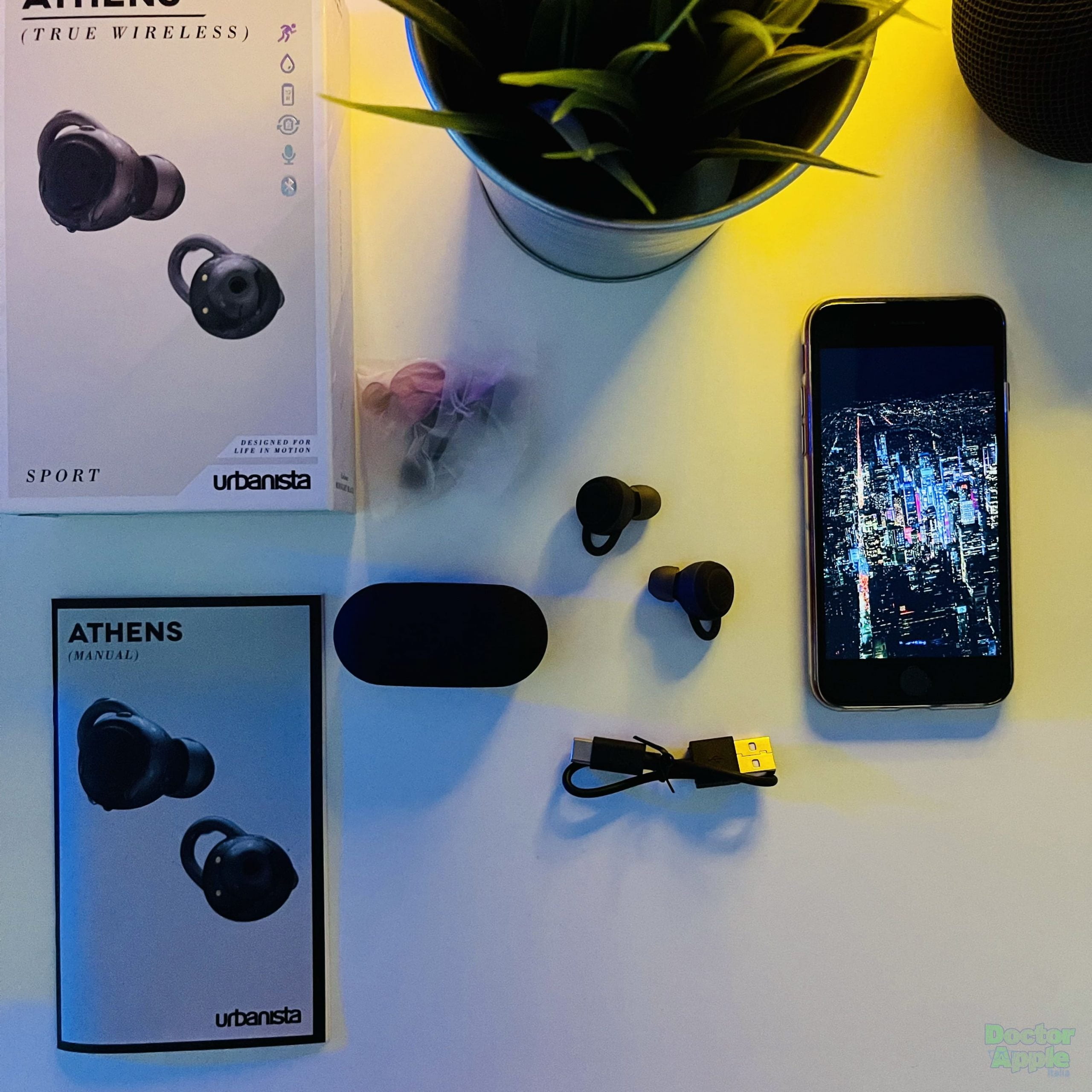 RECENSIONE URBANISTA ATHENS: Auricolari true wireless essenziali e minimal