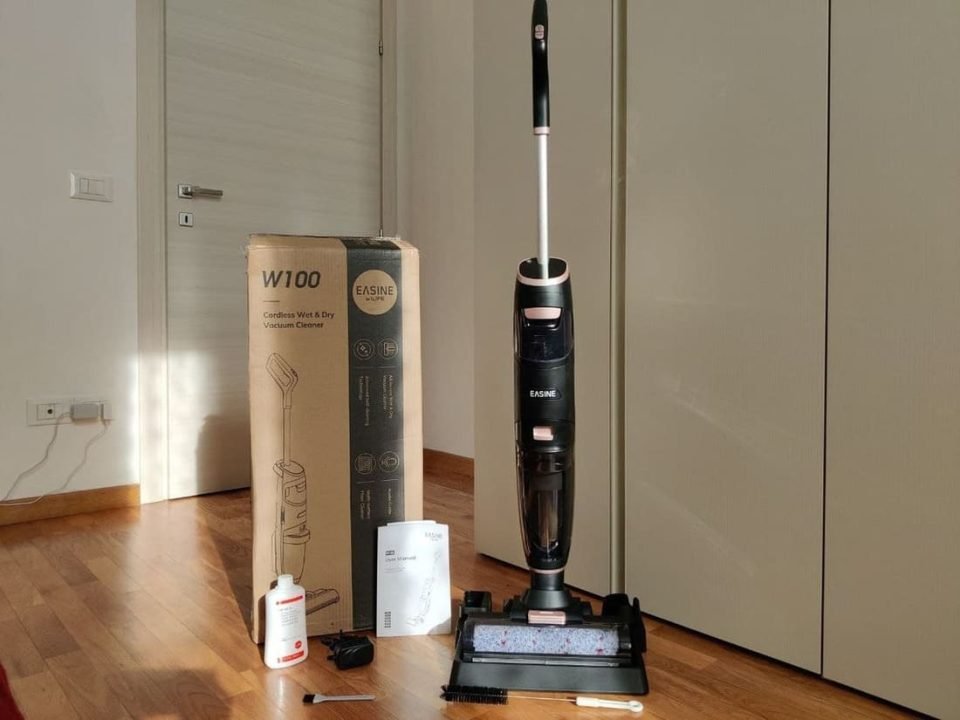 Recensione aspirapolvere lavapavimenti EASINE W100