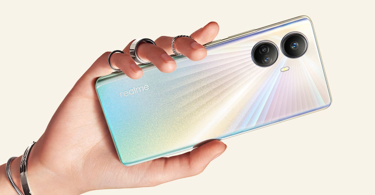 realme 10 Pro e realme 10 Pro Plus ufficiali in Cina