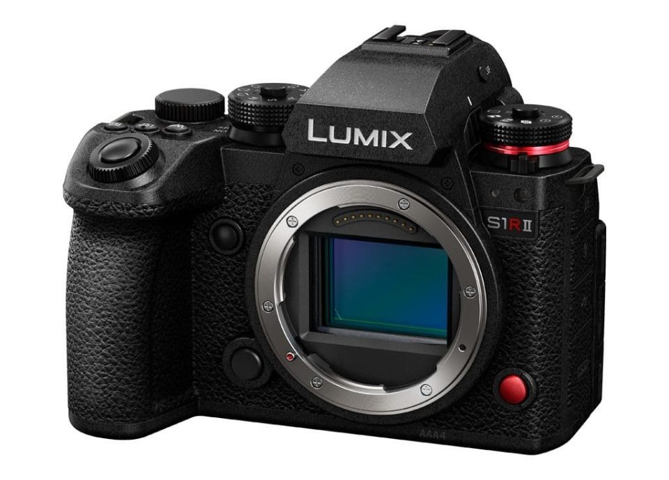 panasonic lumix s1rii 8k e 44mp in una mirrorless compatta (3)