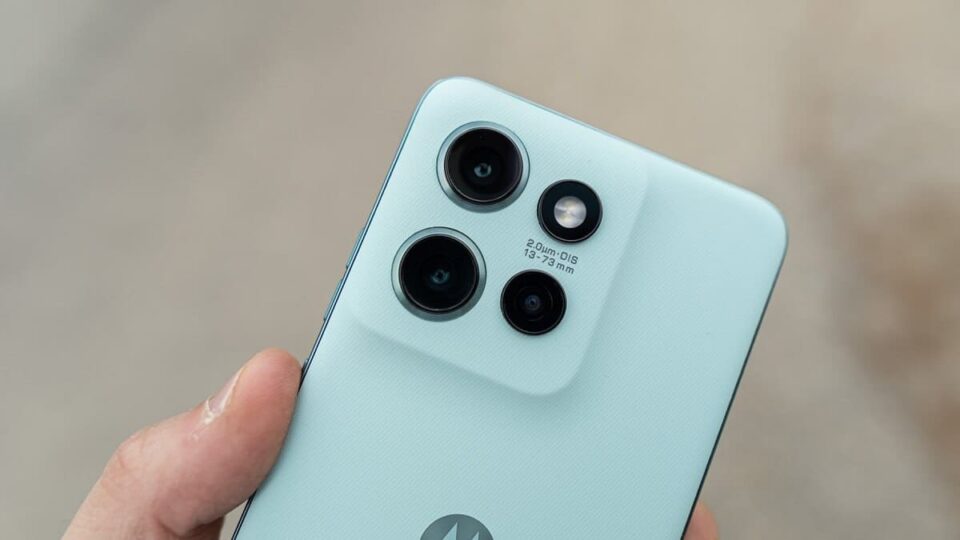 motorola edge 60 neo recensione meglio di quanto sembra?(8)