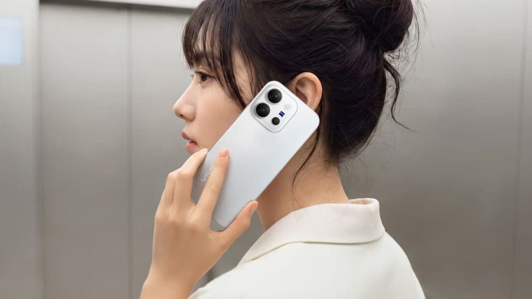 vivo x300e debutta con snapdragon 8 gen 5, 7.200 mah e 144 hz
