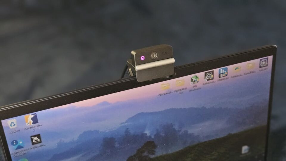 recensione obsbot meet flip webcam 4k ai compatta e versatile 12