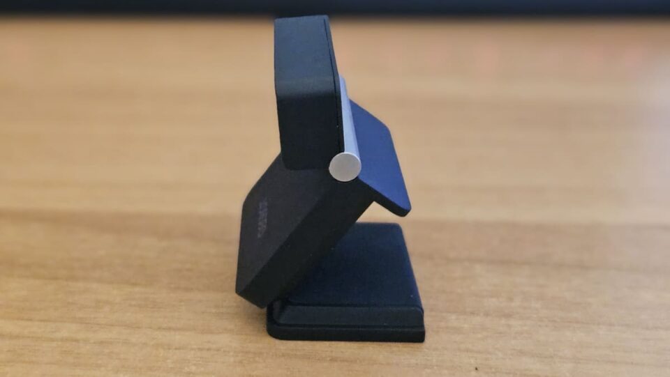 recensione obsbot meet flip webcam 4k ai compatta e versatile 8